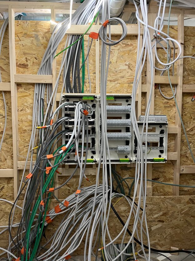 Herstellingen aan elektrische installatie